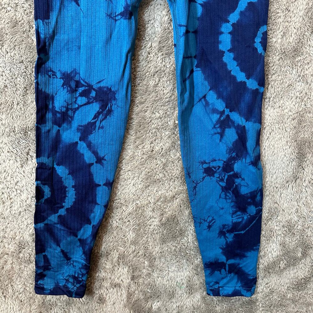 Victoria's Secret Pink Active Blue Tie Dye Ribbed Cropped Leggings XS - Picture 3 of 9